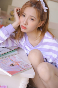 年轻的小婊2中文版